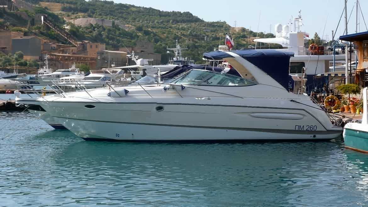 Аренда катера Maxum 3300 SCR в Крыму
